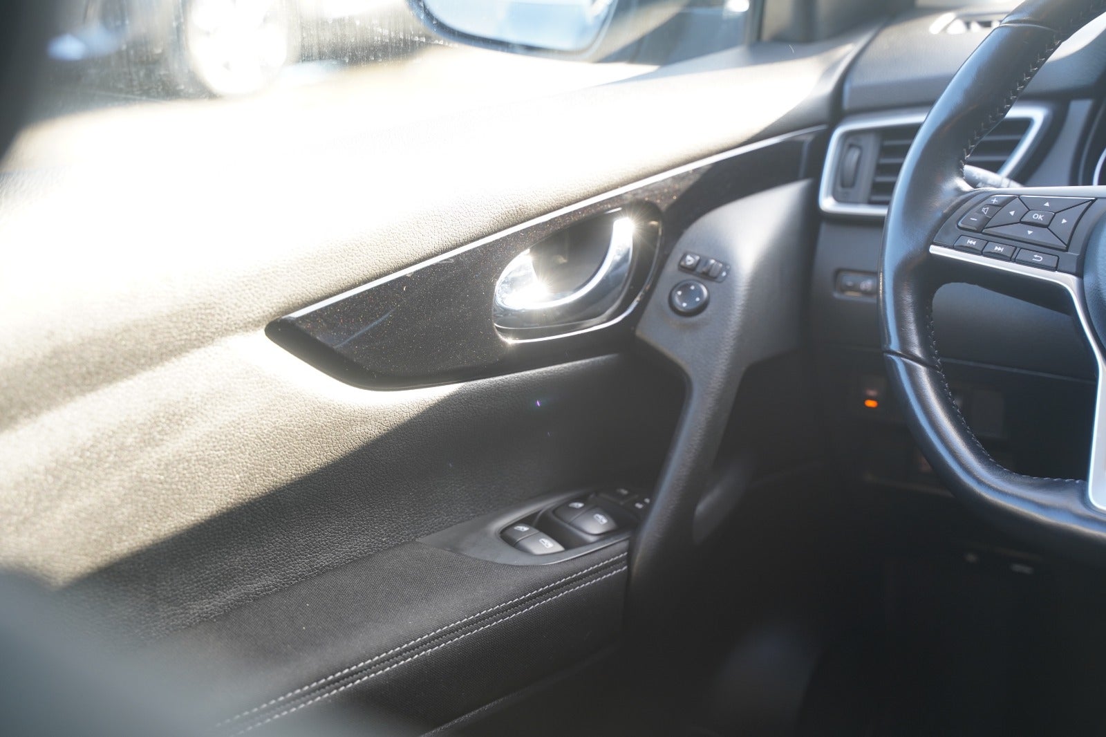 Billede af Nissan Qashqai 1,6 dCi 130 N-Connecta X-tr.