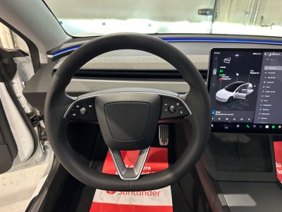 Tesla Model 3 RWD