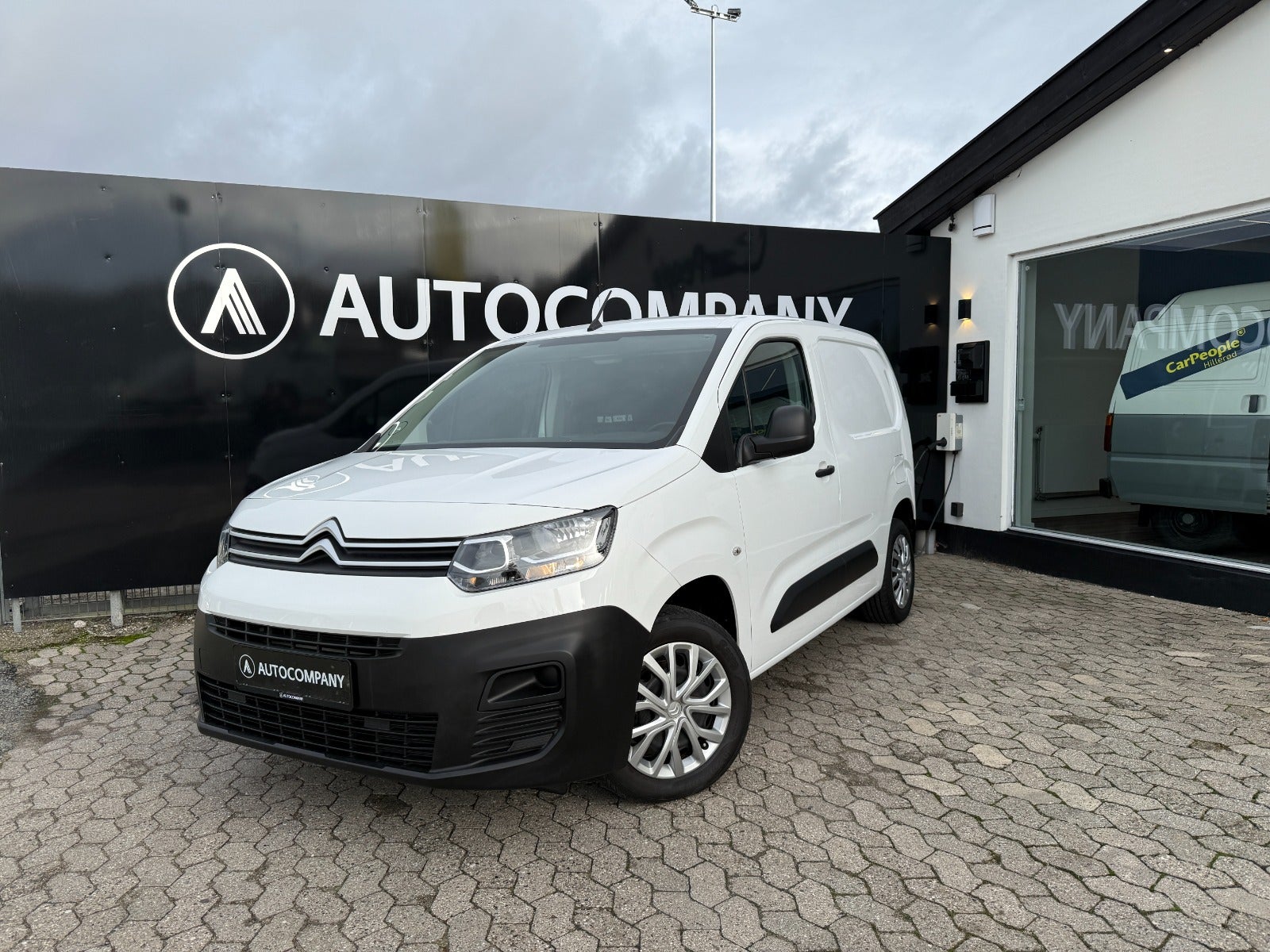 Citroën Berlingo BlueHDi 100 L1 ProffLine Van