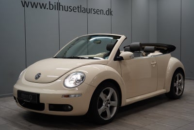 VW New Beetle 1,6 Trendline Cabriolet 2d