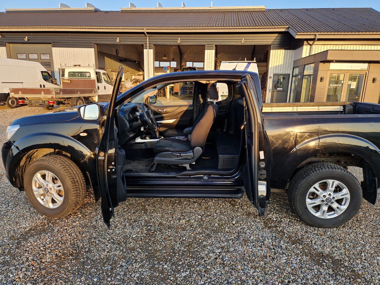 Billede af Nissan Navara 2,3 dCi 160 King Cab Acenta