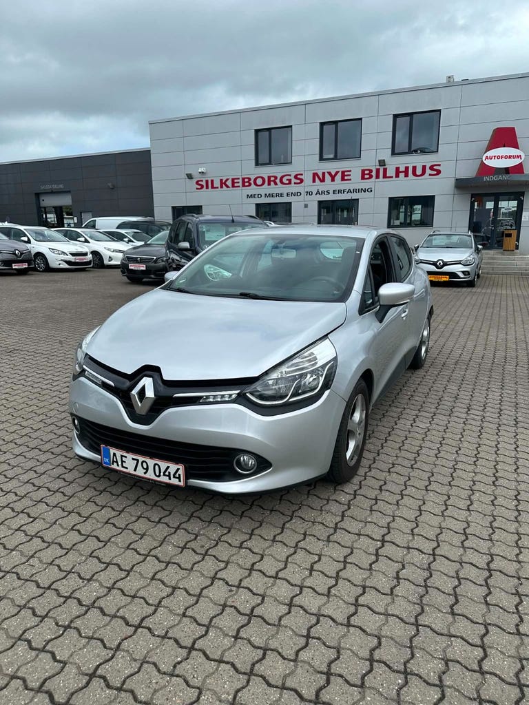 Renault Clio IV TCe 90 Expression