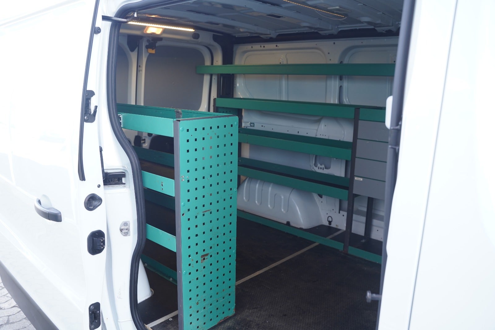 Billede af Renault Trafic T29 2,0 dCi 170 L1H1 EDC