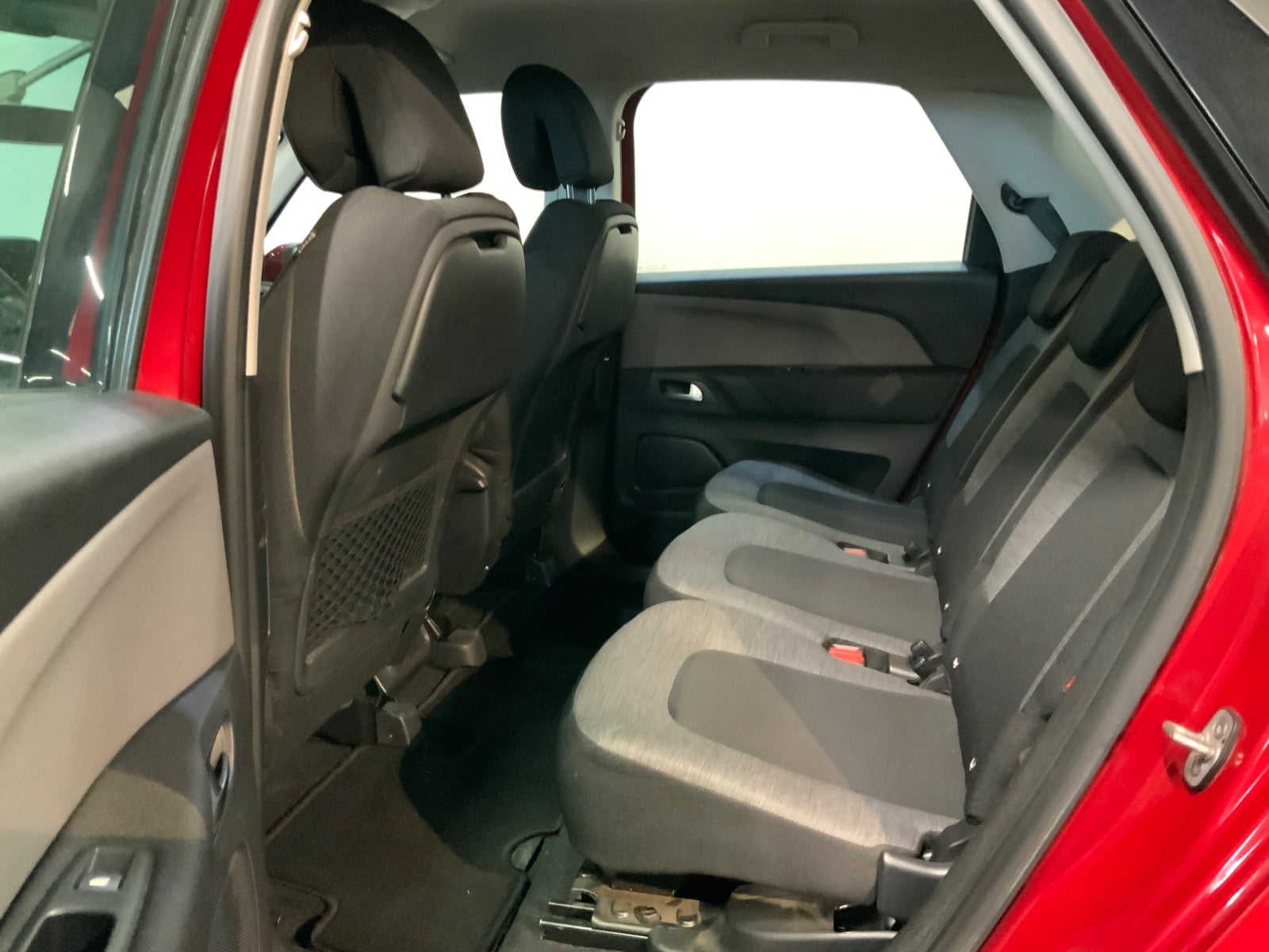 Citroën C4 Picasso (6/8)