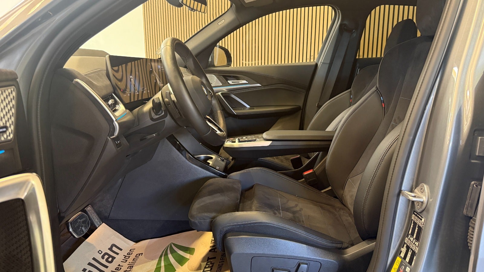 Billede af BMW iX2  eDrive20 Fully Charged M-Sport