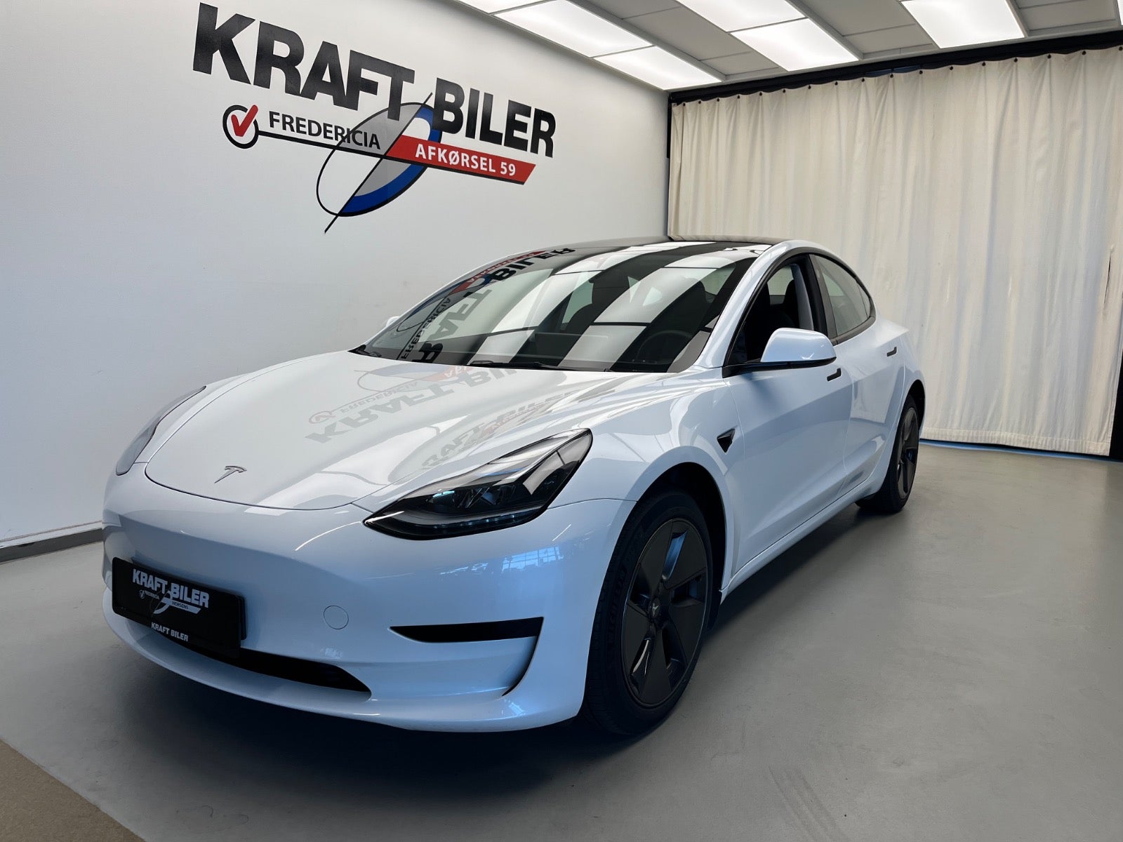 Billede af Tesla Model 3  RWD