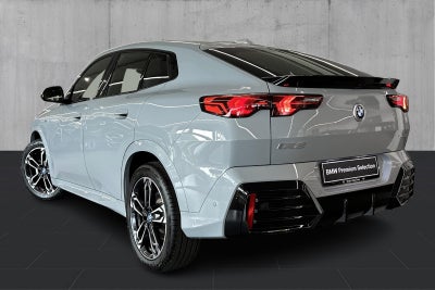 BMW iX2 eDrive20 M-Sport - 2