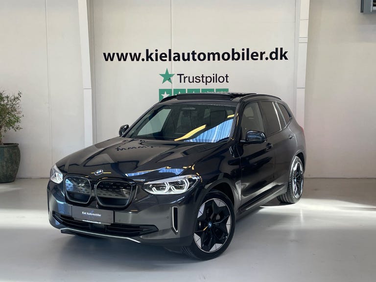 BMW iX3 Charged Plus