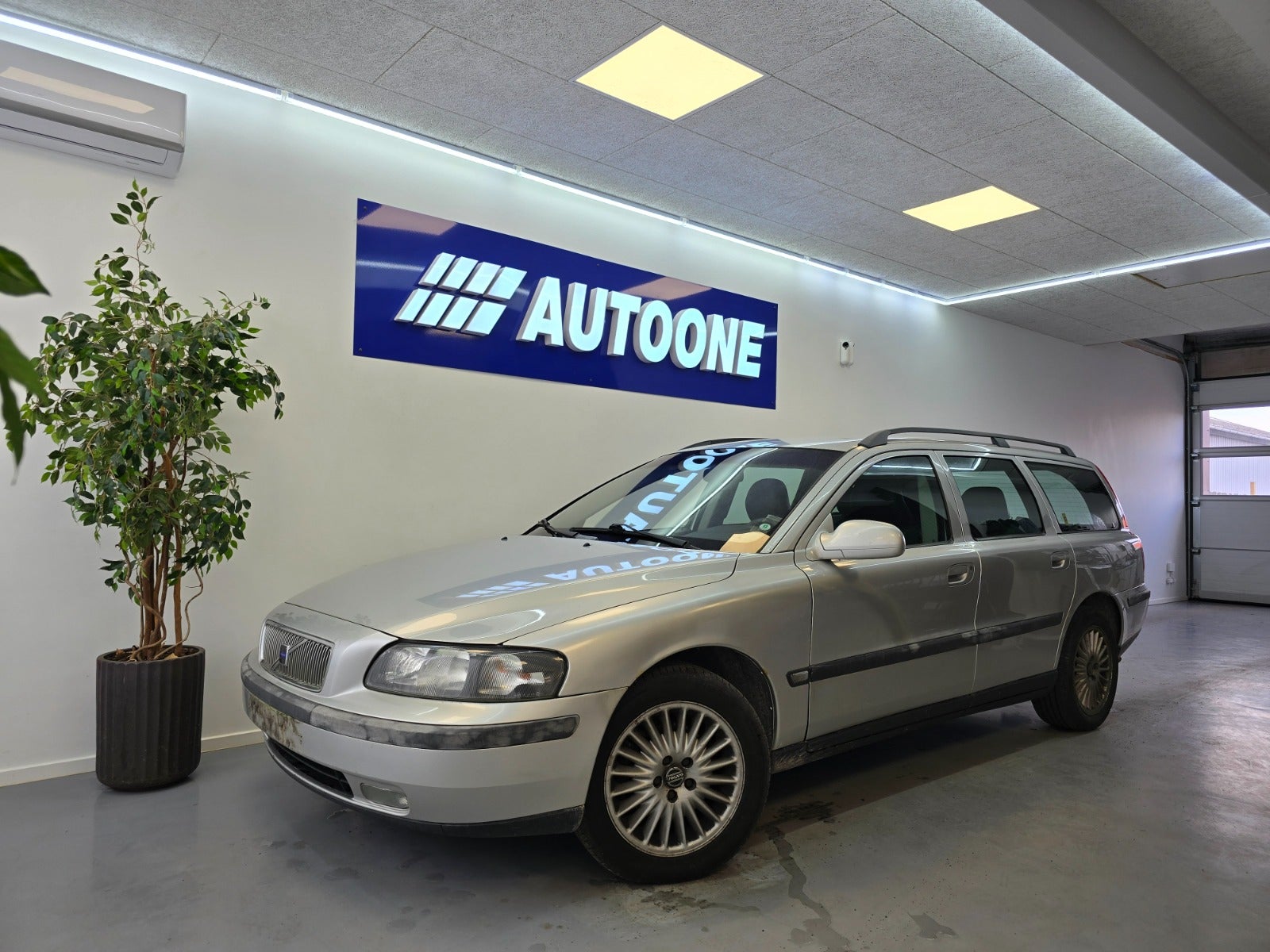 Billede af Volvo V70 2,4 140 aut.