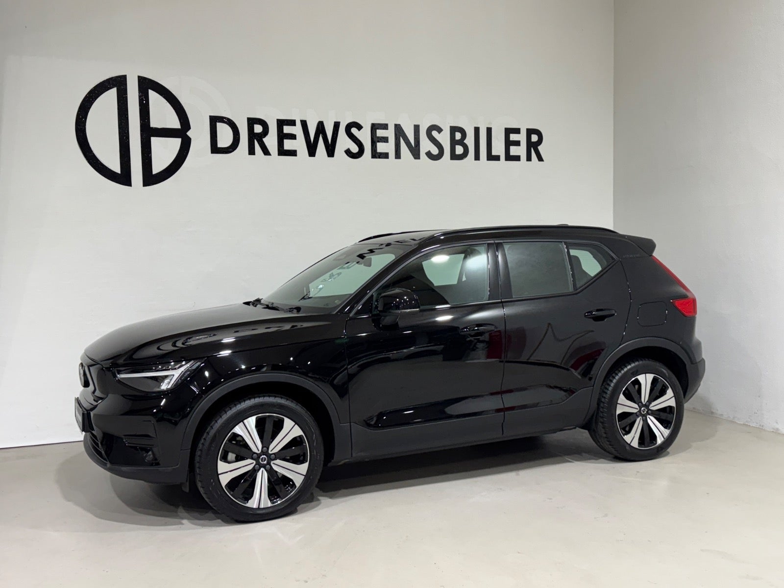 Volvo XC40 P6 ReCharge Core