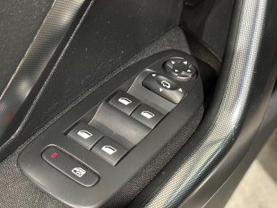 Peugeot 2008 BlueHDi 100 Allure Sky