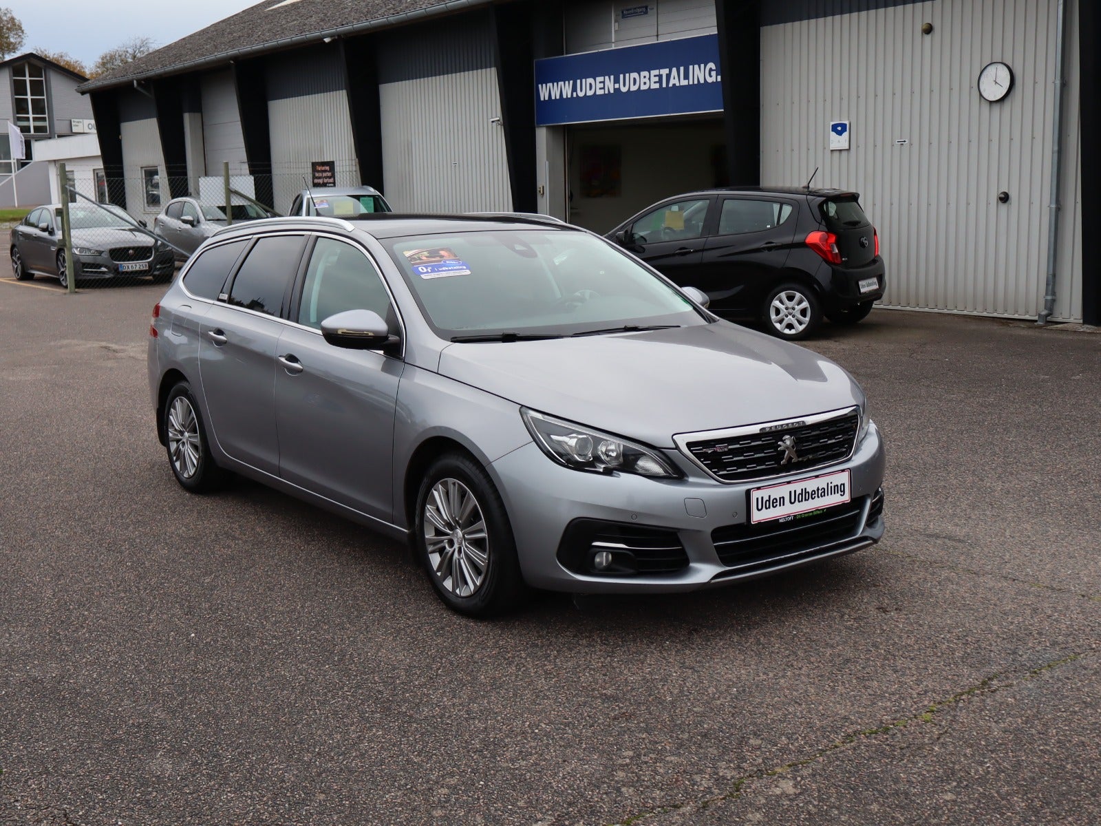 Billede af Peugeot 308 1,6 BlueHDi 120 Allure Sky SW