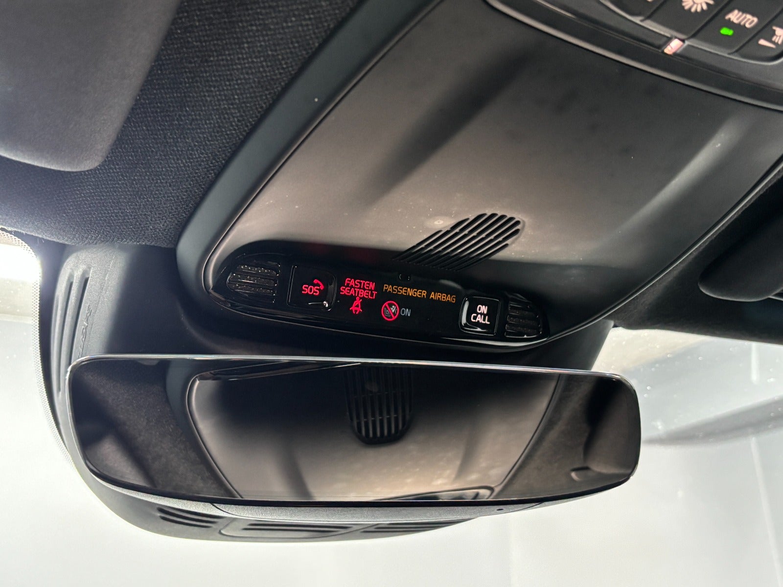 Billede af Volvo XC40 1,5 T5 ReCharge R-Design aut.