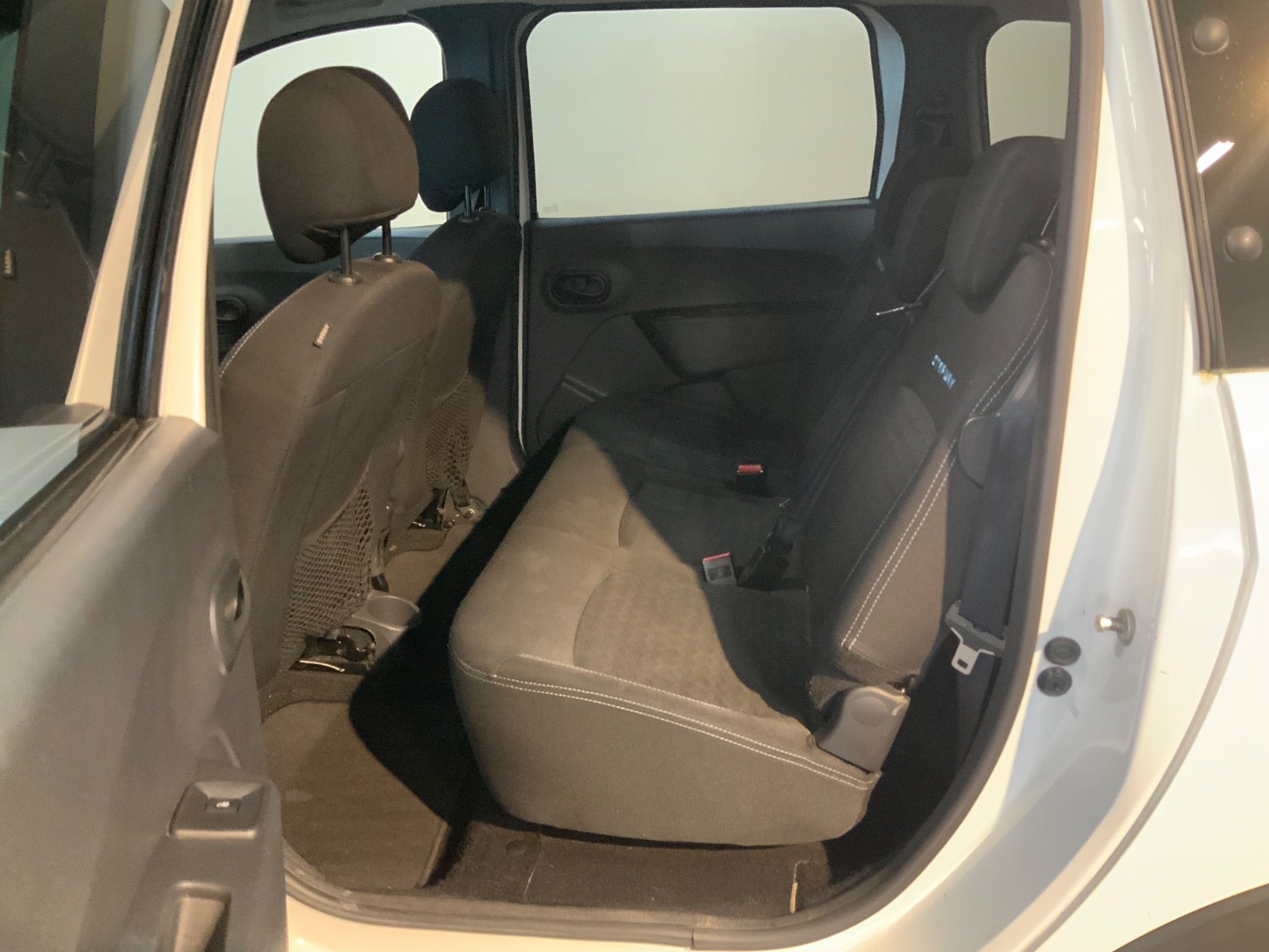Dacia Lodgy Stepway (6/8)