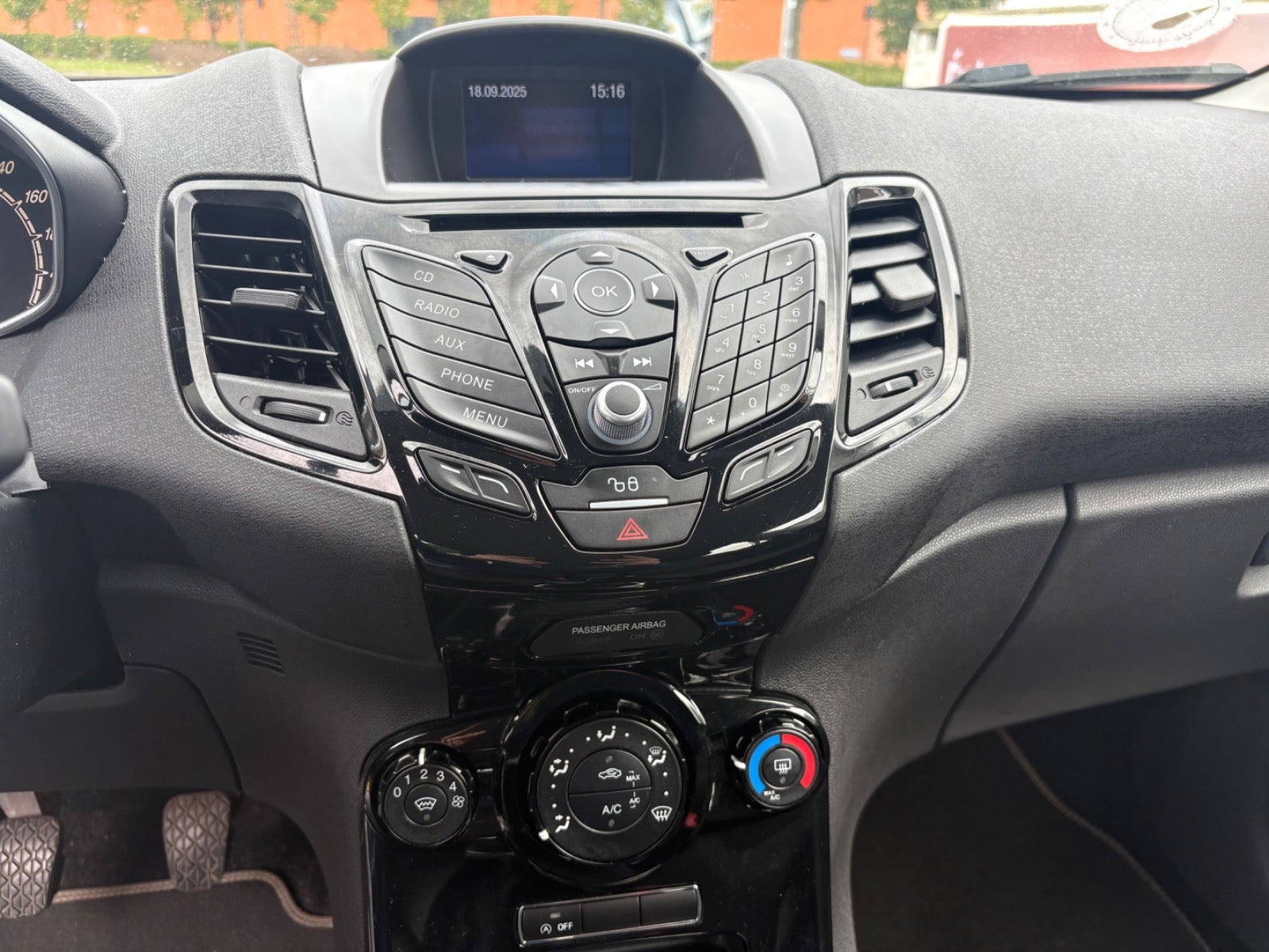 Ford Fiesta SCTi 100 Titanium