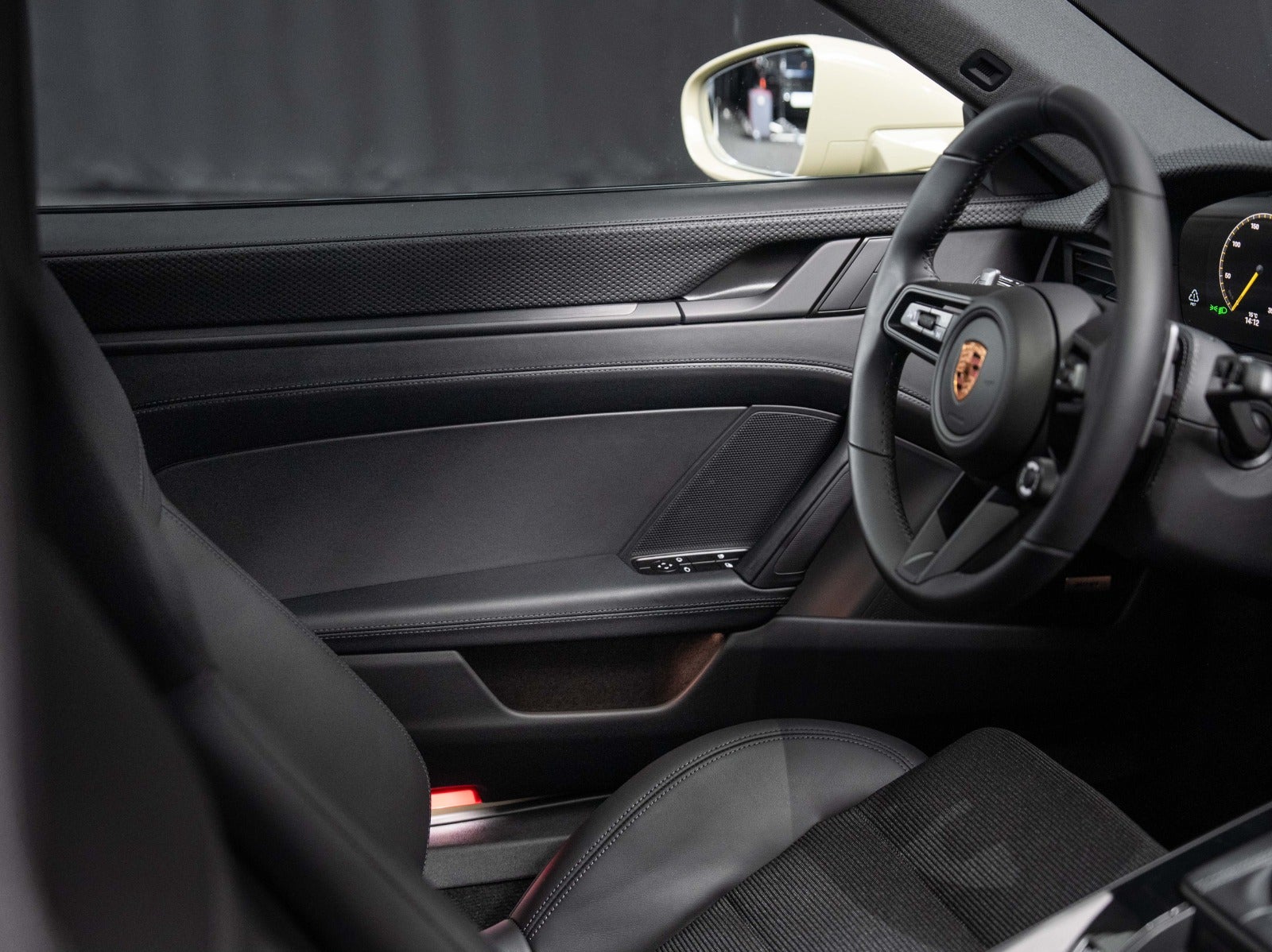 Gallery image 18 of 18