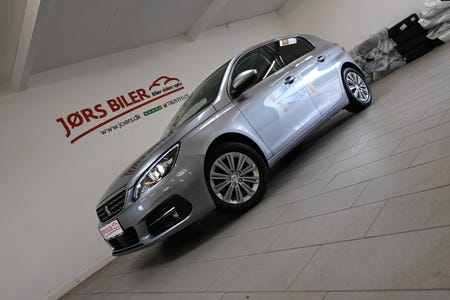 Peugeot 308 PureTech 130 Selection Sky