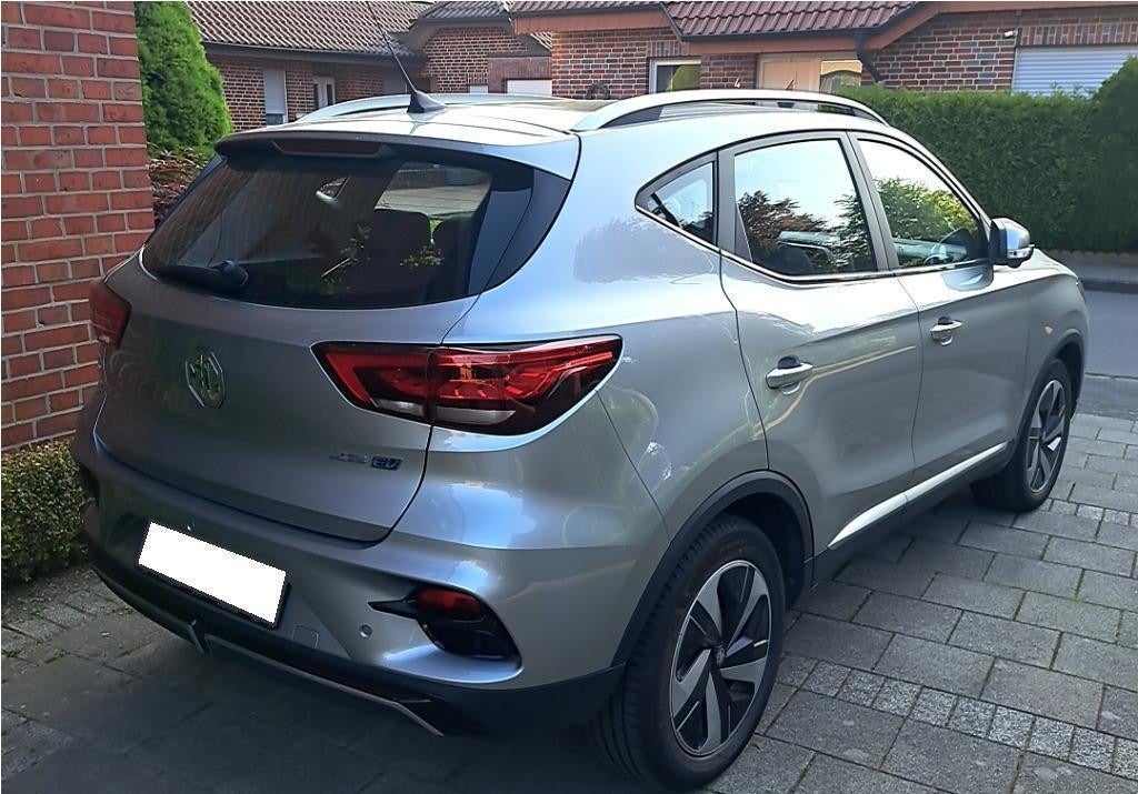 MG ZS Luxury