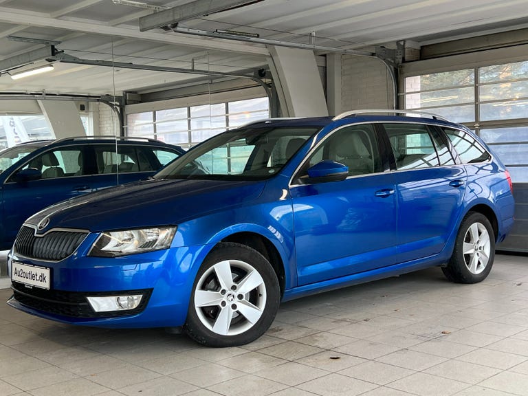 Skoda Octavia TDi 110 Style Combi DSG