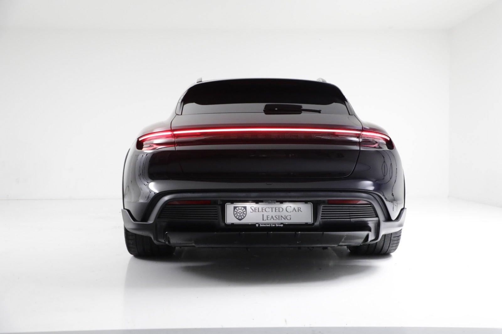 Porsche Taycan 4 Performance+ Cross Turismo