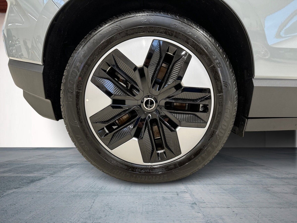 Volvo EX30 Extended Range Core billede 9