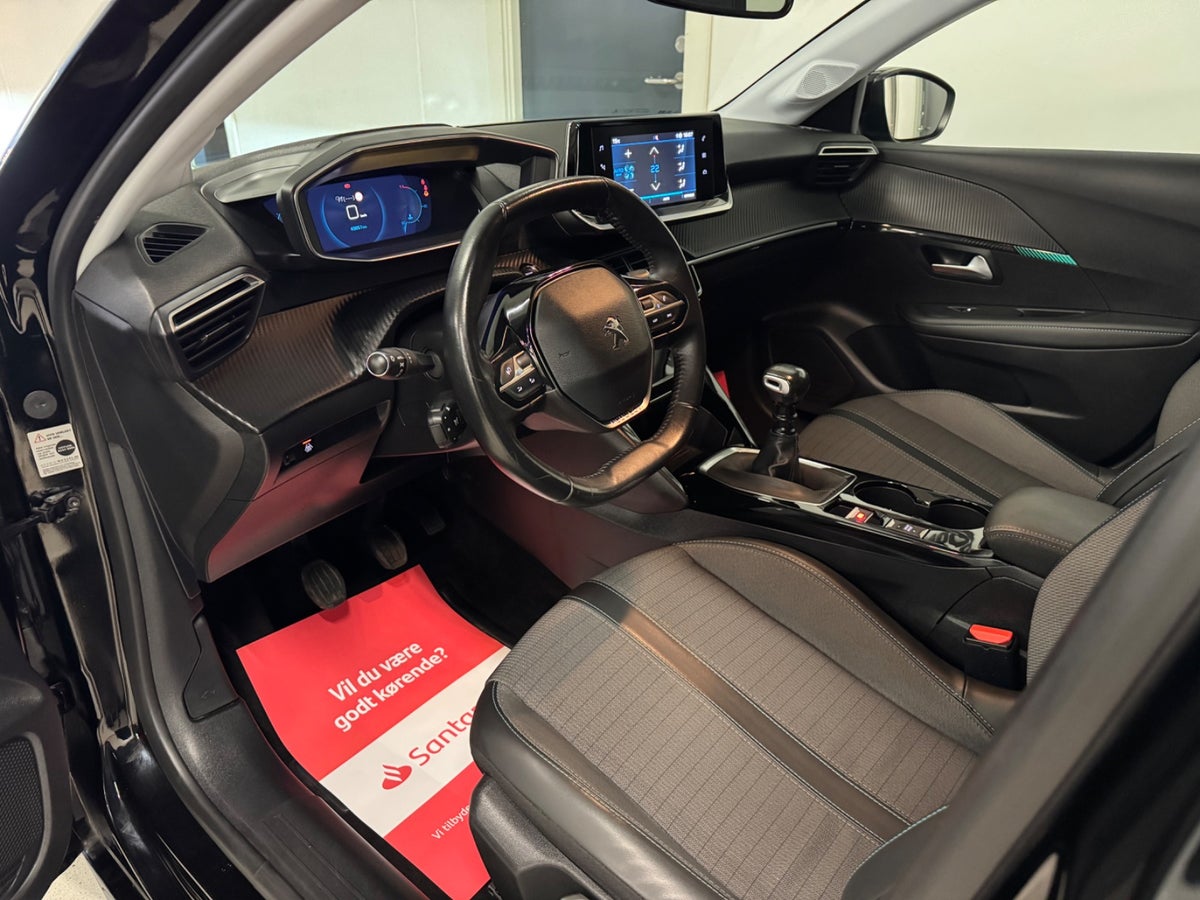 Peugeot 208 PureTech 100 Allure Sky