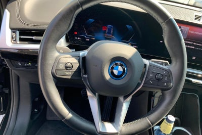 BMW iX1 xDrive30 X-Line