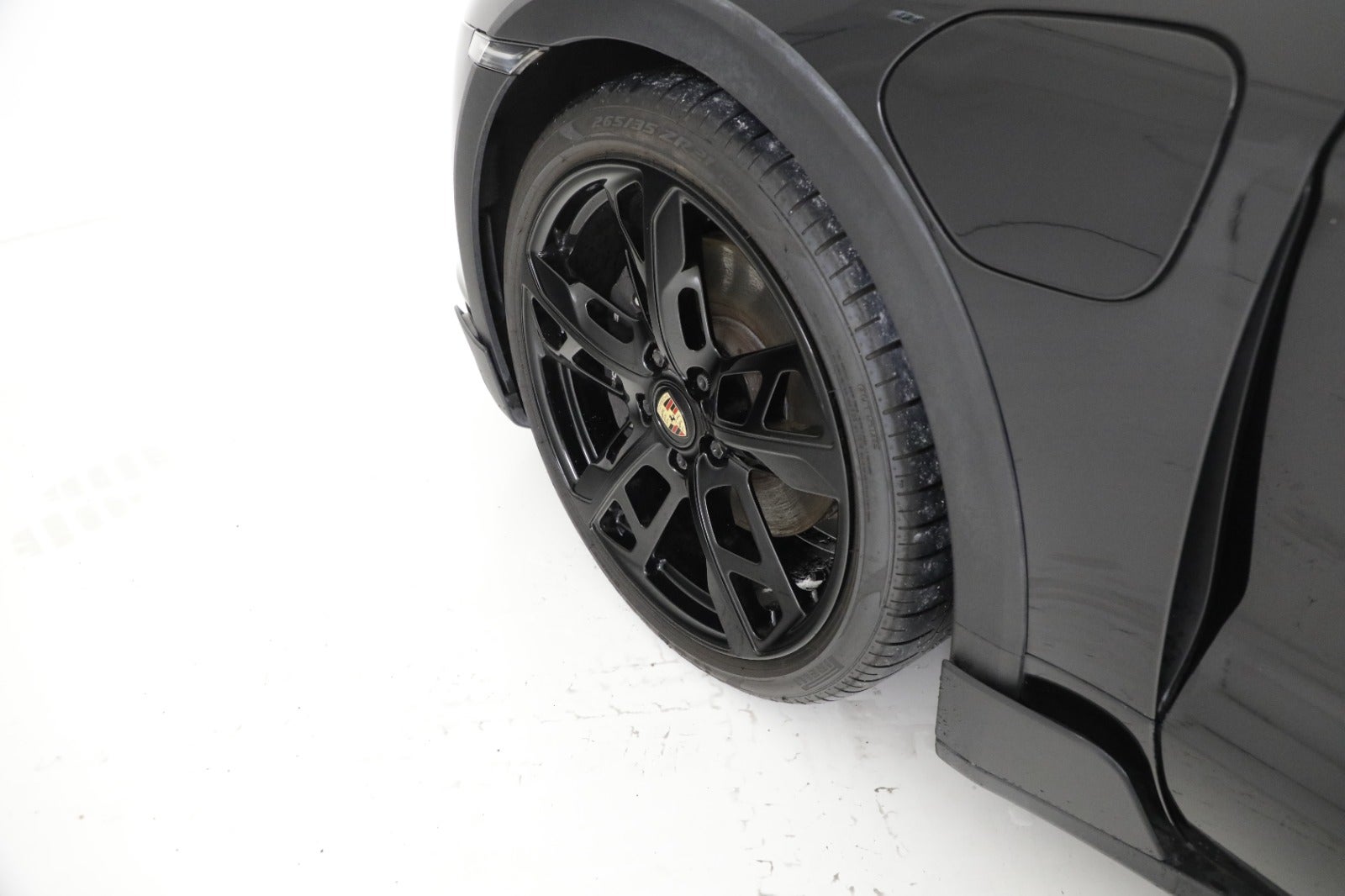 Porsche Taycan 4 Performance+ Cross Turismo