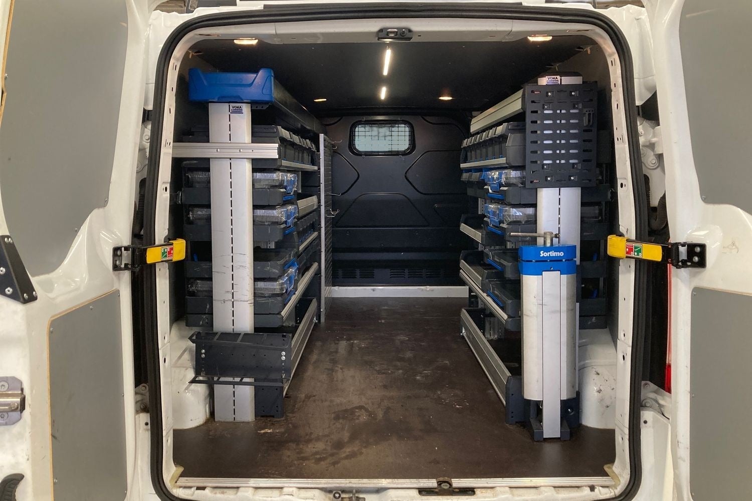 Billede af Ford Transit Custom 300L 2,0 TDCi 130 Trend aut.