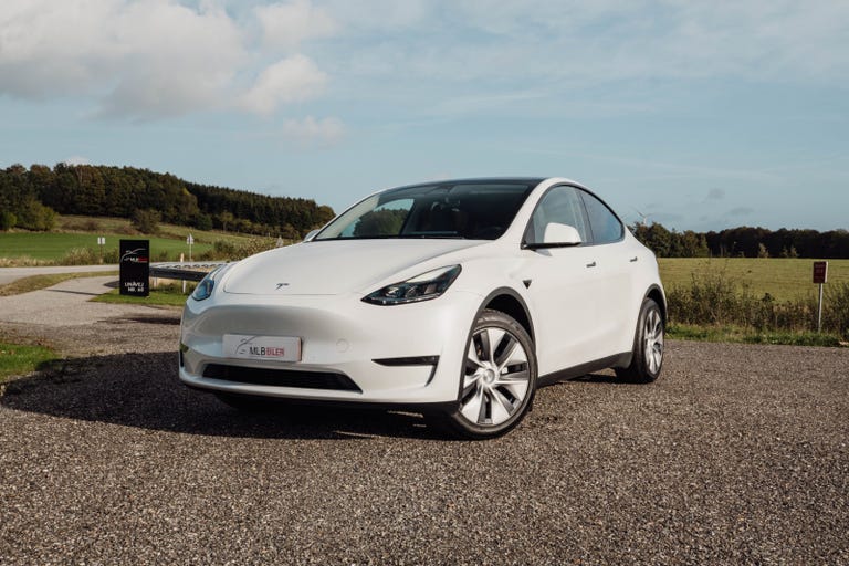 Tesla Model Y Long Range AWD