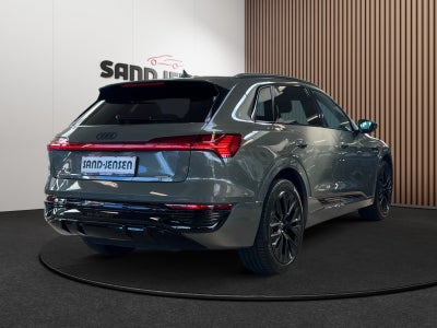 Audi Q8 e-tron S-line quattro Van