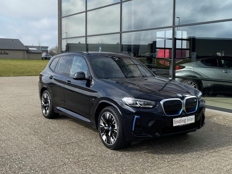 BMW iX3 Charged Plus M-Sport
