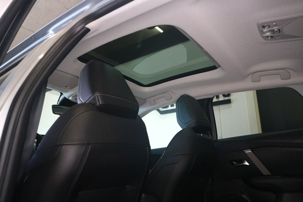 Citroën ë-C4 X Palais Sky