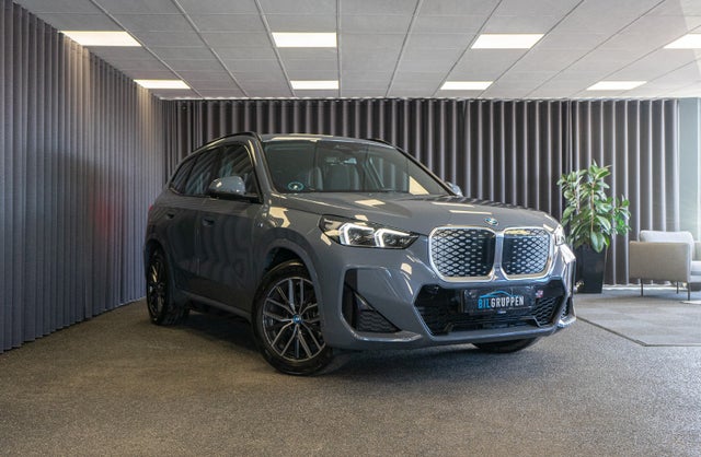 BMW iX1  eDrive20 M-Sport