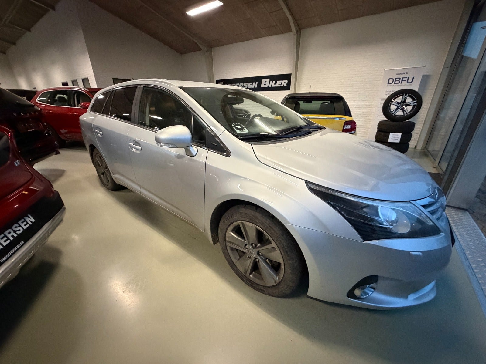 Billede af Toyota Avensis 2,0 D-4D T2 Premium stc.