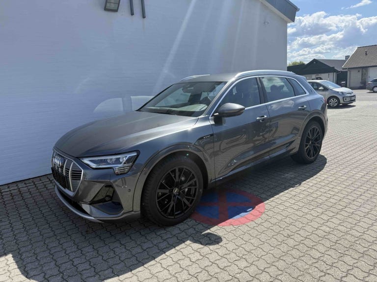 Audi e-tron S-line Prestige quattro