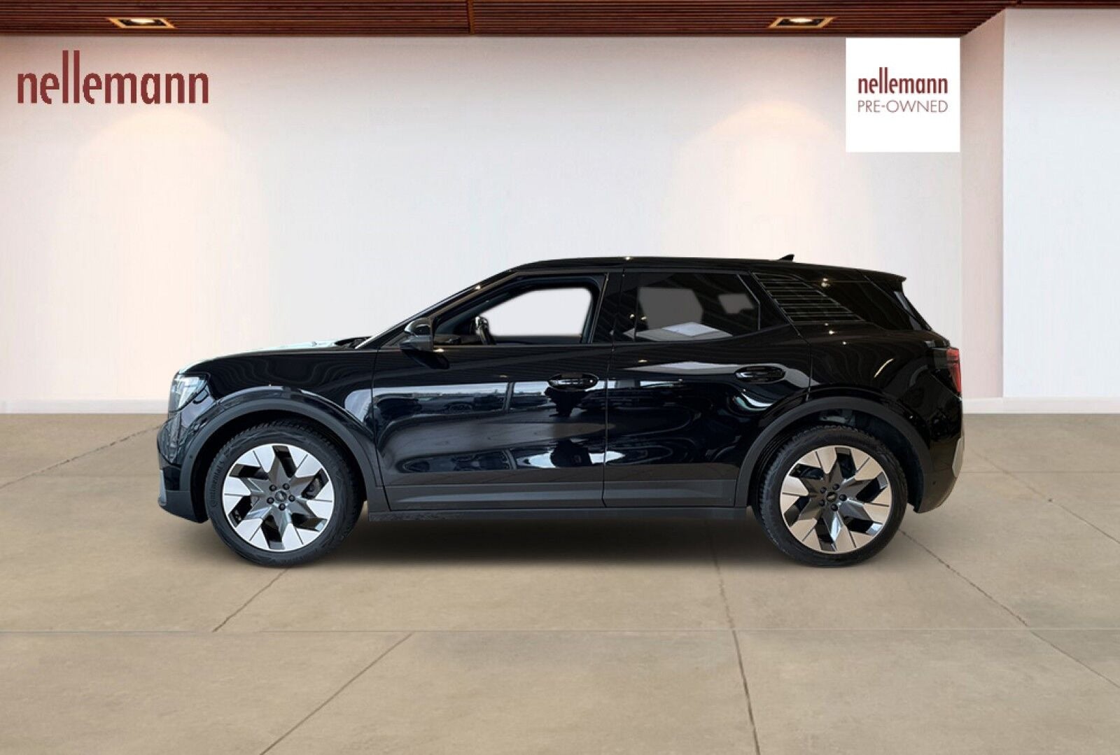 Ford Explorer Premium Extended Range