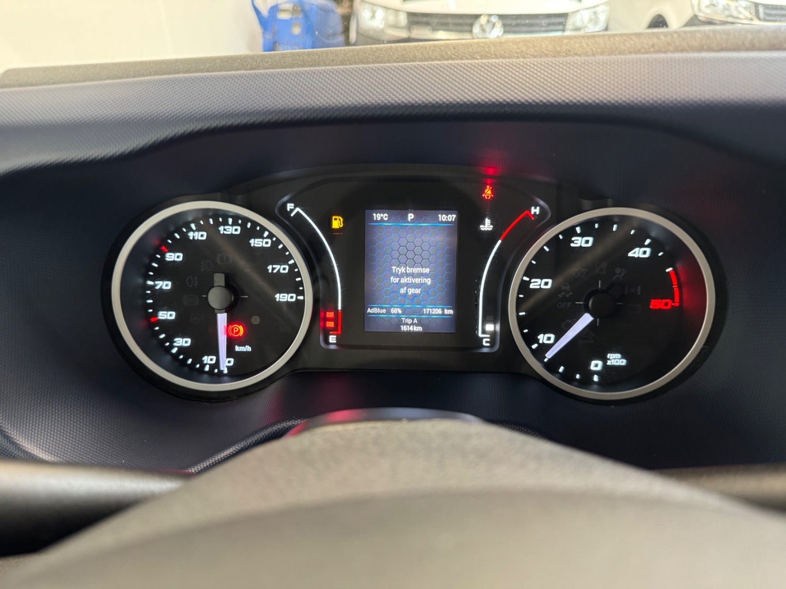 Billede af Iveco Daily 2,3 35S16 12m³ Van AG8