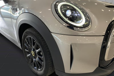 MINI Cooper SE Classic Trim