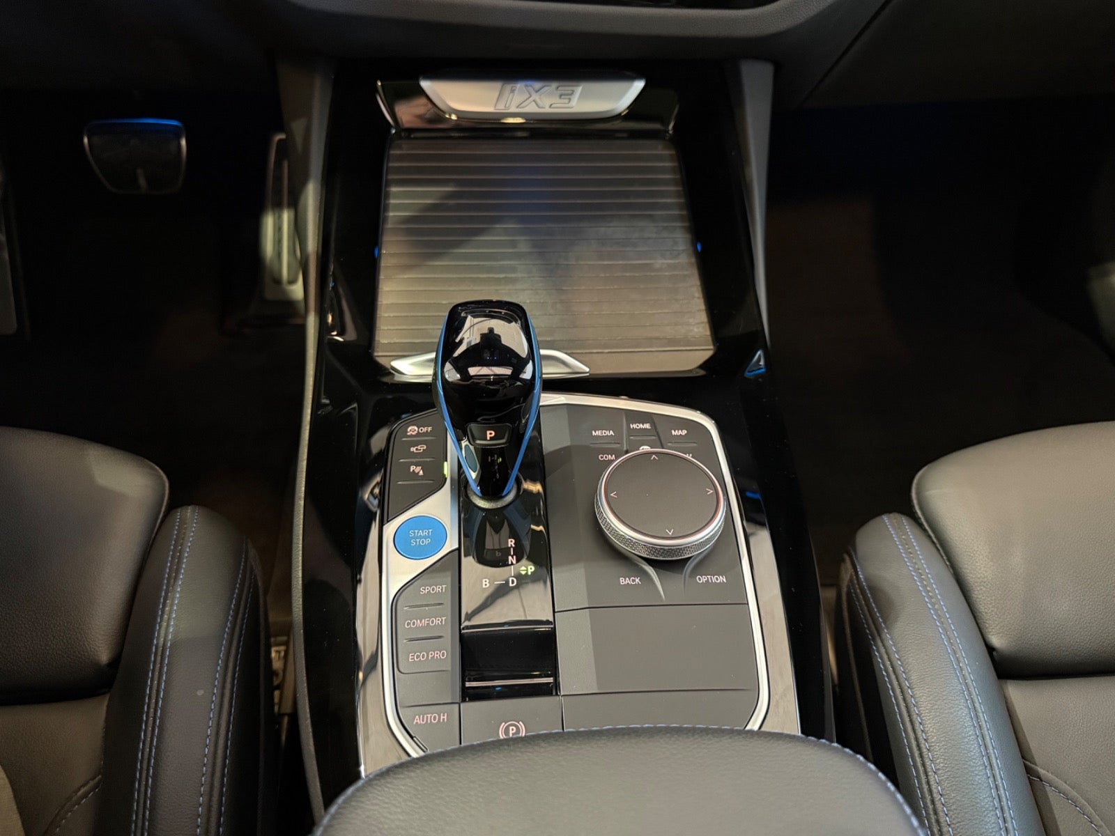BMW iX3 Charged Plus M-Sport