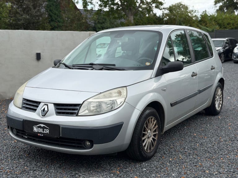 Renault Scenic II 16V Dynamique