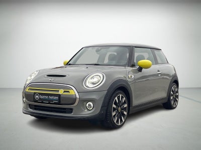 MINI Cooper SE Essential
