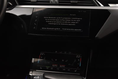 Audi e-tron S-line Sportback quattro