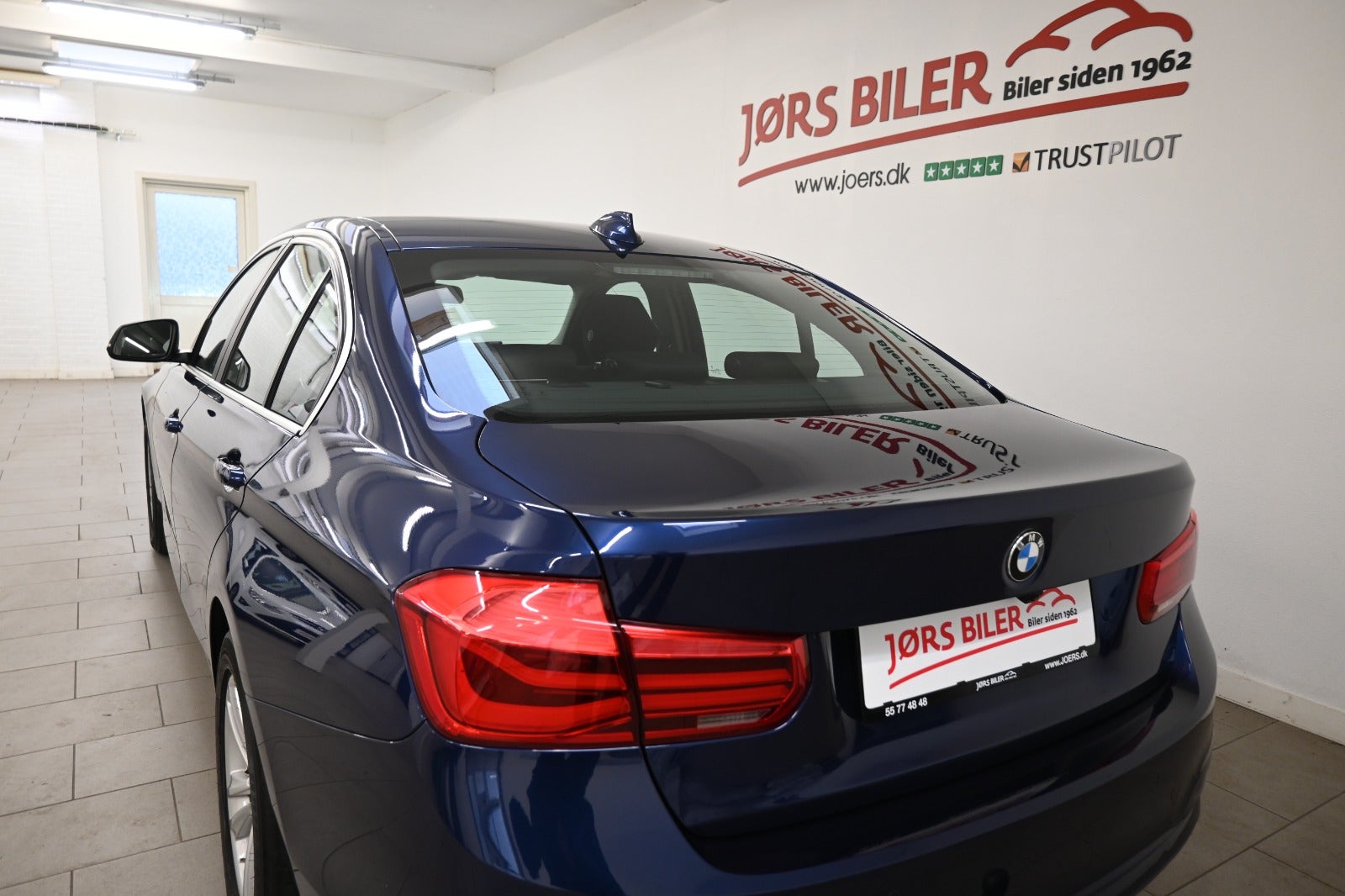 BMW 320i Executive aut.