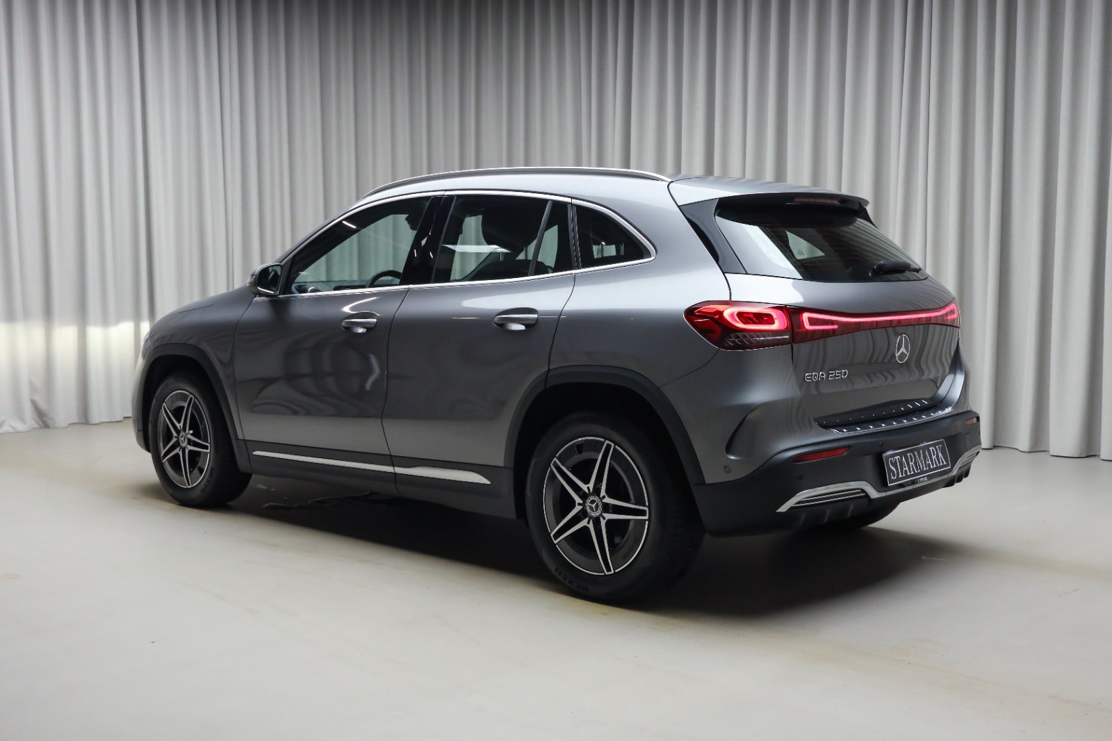 Mercedes-Benz EQA 250 (3/8)