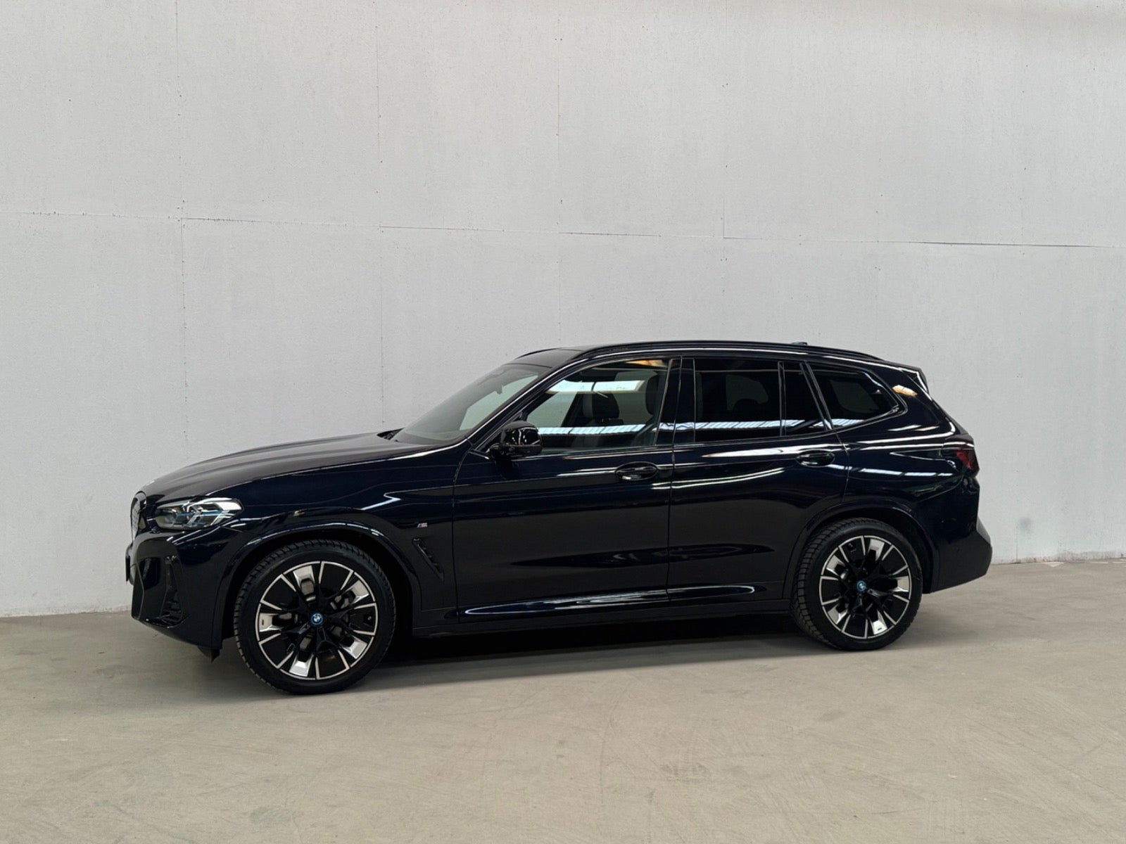 BMW iX3 Charged Plus M-Sport A