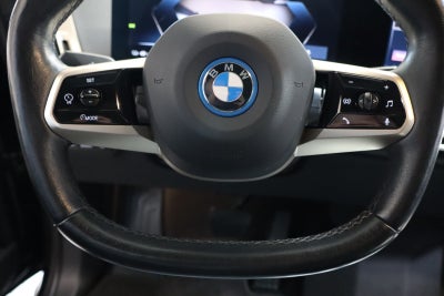 BMW iX xDrive40 Fully Charged Sport