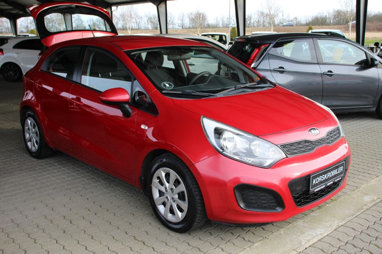 Kia Rio CVVT Active