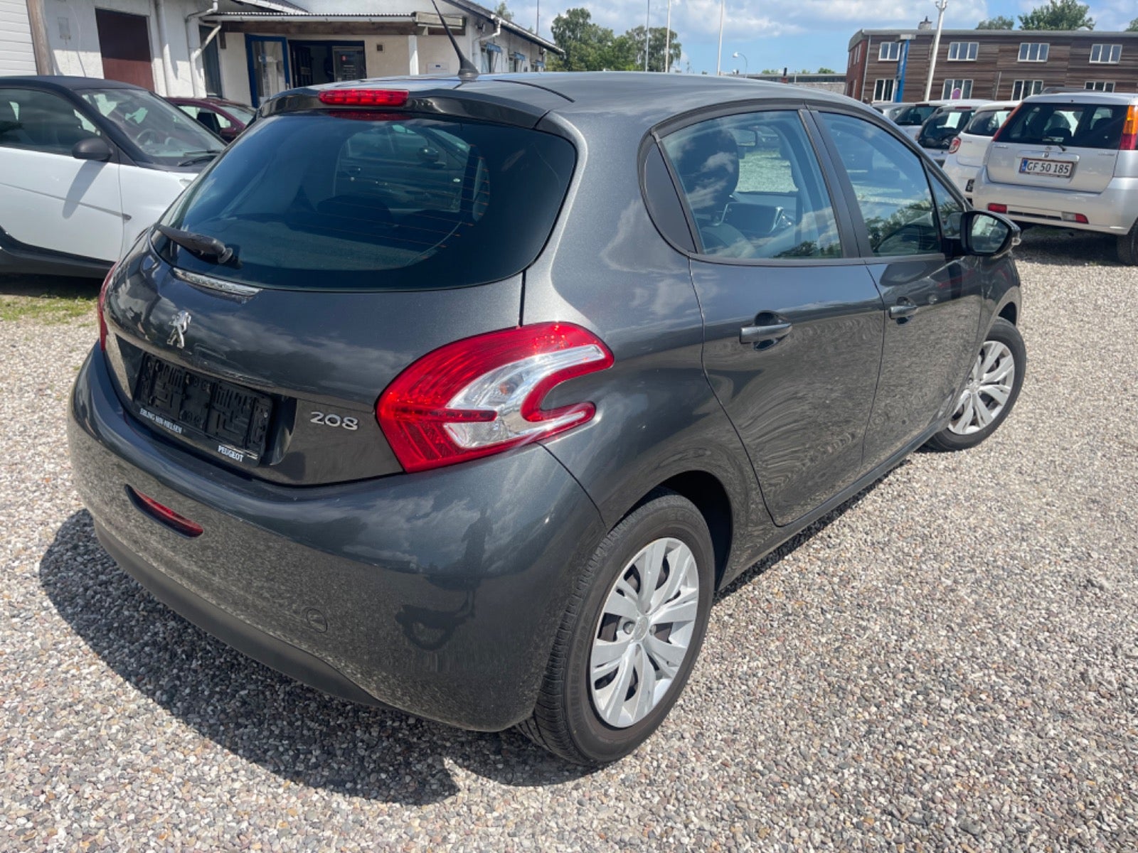 Peugeot 208 2014