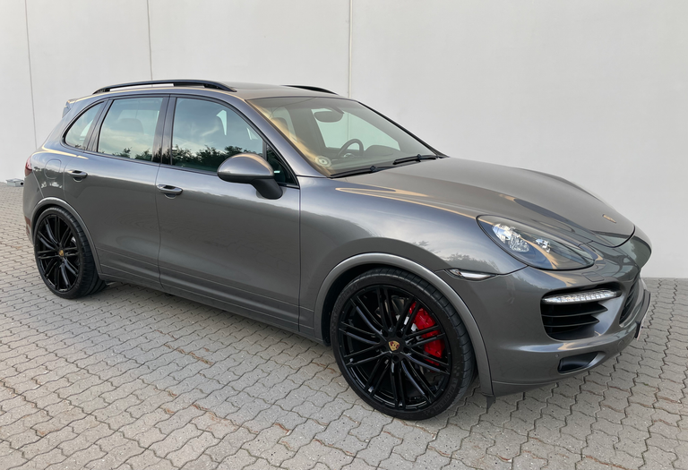 Porsche Cayenne Turbo Tiptr.